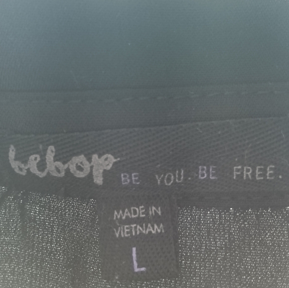 New Black Sleeveless Jumpsuit - Picture 2 of 10